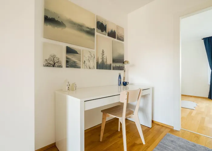 Near Sky Park & Nivy Mall With Free Parking By Ambiente Apartmán *