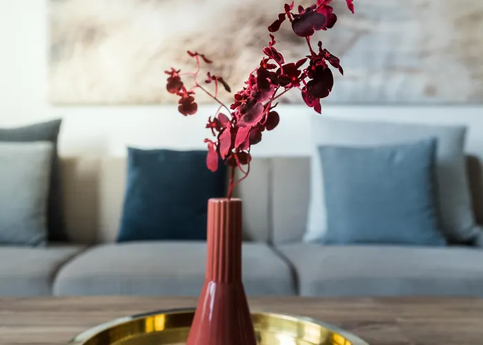 Near Sky Park & Nivy Mall With Free Parking By Ambiente