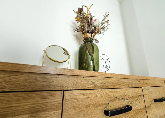 Near Sky Park & Nivy Mall With Free Parking By Ambiente Apartment Bratislava