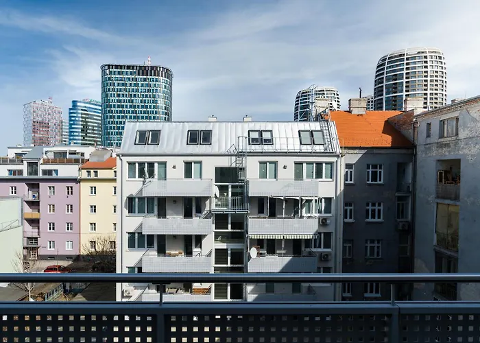 Near Sky Park & Nivy Mall With Free Parking By Ambiente Appartement Bratislava