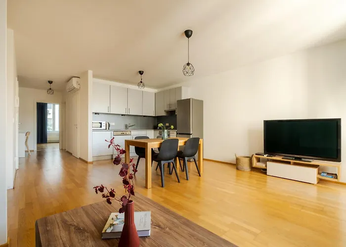 アパート Near Sky Park & Nivy Mall With Free Parking By Ambiente *